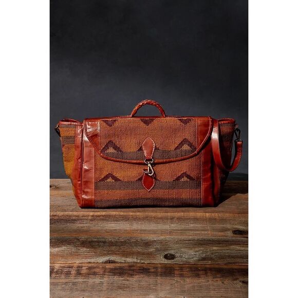 Free People Handbags - New Free People We The Free Winona Weekender